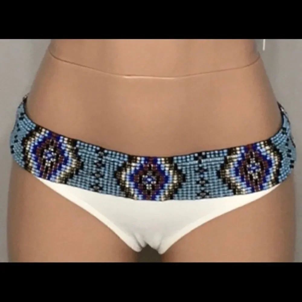 Pilyq beaded belted bikini bottoms. XS/S - Picture 3 of 7